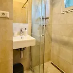 Riva Waterfront Apartamento *