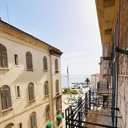 Apartamento Riva Waterfront